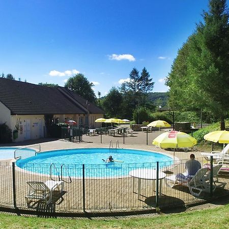 Vvf Cantal Champs-Sur-Tarentaine Экстерьер фото